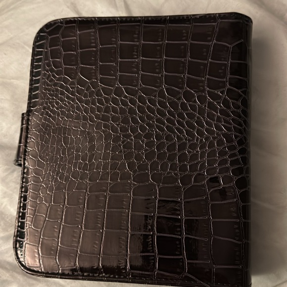 Brushes - Picture 2 of 5